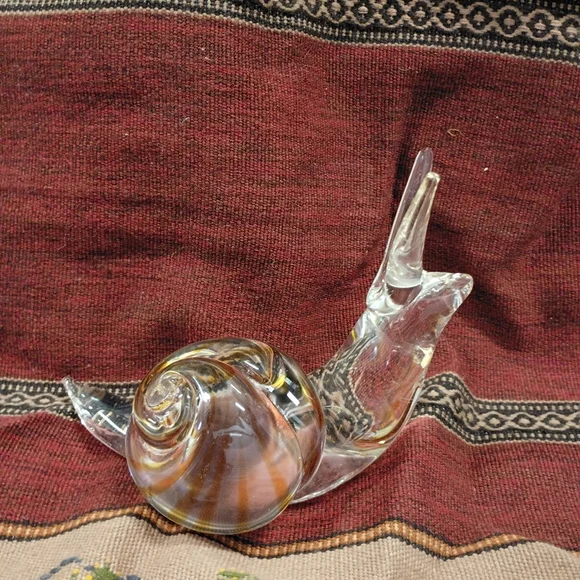 Elegant Italian Glass Snail Sculpture - Gold and Clear - Picture 6 of 16
